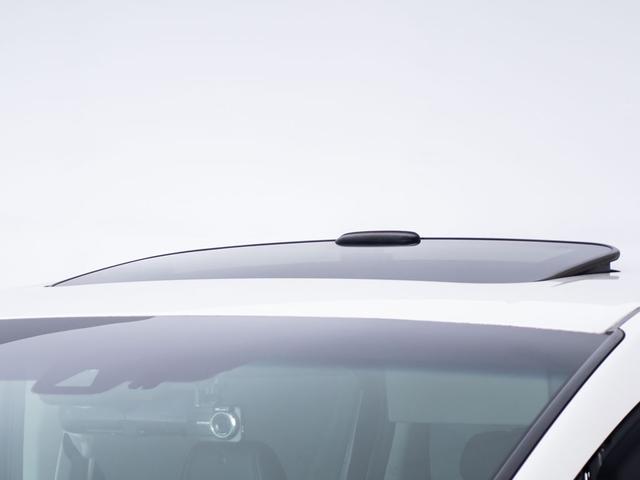 アルファード ２．５Ｓ　Ｃパッケージ　（禁煙車）（ツインサンルーフ）（モデリスタエアロ）（デジタルインナーミラー）黒合皮エグゼクティブシート／トヨタセーフティセンス／ＢＳＭ／３眼ＬＥＤヘッドライト／後席モニター／ＡＣ１００Ｖ電源／ＢＳＭ（12枚目）