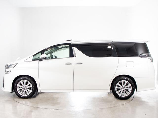 ヴェルファイア ２．５Ｚ　Ａエディション　（禁煙車）（サンルーフ）（純正１０型ナビ）（後席モニター）前車追従レーダークルーズ／衝突被害軽減ブレーキ／踏み間違い防止装置／両側自動ドア／バックカメラ／ＡＣ１００Ｖ電源／黒革調シートカバー／（15枚目）
