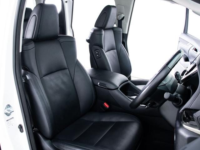 アルファード ２．５Ｓ　Ｃパッケージ　（禁煙車）（サンルーフ）（冷暖房黒革）（純正９型ナビ）後席モニター／トヨタセーフティセンス／踏み間違い防止装置／両側自動ドア／パワーバックドア／バックカメラ／エグゼクティブシート／シートメモリー／（24枚目）