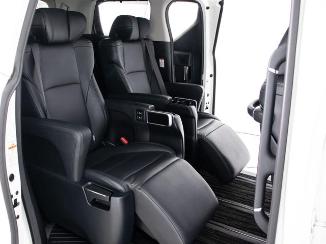 アルファード ２．５Ｓ　Ｃパッケージ　（禁煙車）（サンルーフ）（冷暖房黒革）（純正９型ナビ）後席モニター／トヨタセーフティセンス／踏み間違い防止装置／両側自動ドア／パワーバックドア／バックカメラ／エグゼクティブシート／シートメモリー／（26枚目）
