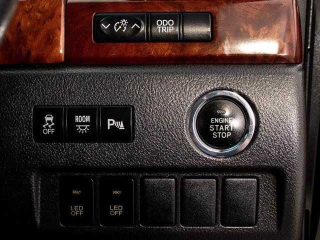 ヴェルファイア 2.4Z プラチナセレクションII (特別仕様車)(専用アルカンターラシート)(両側電動スライドドア)(パワーバックドア)クリアランスソナー/カラーバックカメラ/コンビハンドル/HIDヘッドライト/後席オットマン/Bluetooth接続(35枚目)