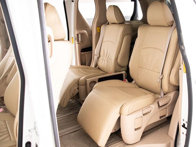 アルファード 240G (禁煙ワンオーナー車)(点検記録簿8枚)(サンルーフ)(後席モニター)両側自動ドア/パワーバックドア/ストラーダナビ/バックカメラ/クルーズコントロール/クリアランスソナー/パワーシート/シートメモリ(26枚目)