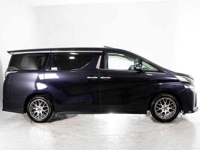 ヴェルファイア ２．５Ｚ　Ｇエディション　（サンルーフ）（アルパインＢＩＧ－Ｘ１１型ナビ）（後席モニター）（エグゼクティブシート）両側自動ドア／パワーバックドア／バックカメラ／ＡＣ１００Ｖ電源／クルーズコントロール／クリアランスソナー／（21枚目）