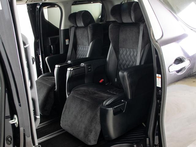 ヴェルファイア ２．５Ｚ　Ｇエディション　（サンルーフ）（アルパインＢＩＧ－Ｘ１１型ナビ）（後席モニター）（エグゼクティブシート）両側自動ドア／パワーバックドア／バックカメラ／ＡＣ１００Ｖ電源／クルーズコントロール／クリアランスソナー／（27枚目）