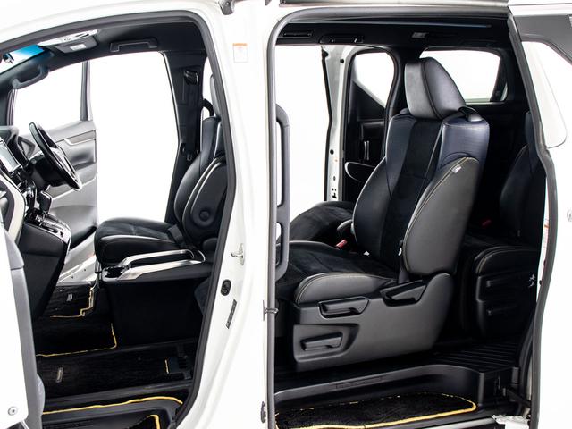 ヴェルファイア 2.5Z Aエディション ゴールデンアイズ (ワンオーナー車)(点検記録簿5枚)(純正9型ナビ)(後席モニター)両側自動ドア/パワーバックドア/専用黒ハーフレザーシート/バックカメラ/クルーズコントロール/クリアランスソナー/AC100V電源/(32枚目)