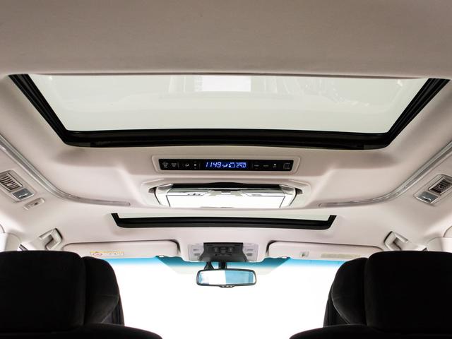 アルファード ２．５Ｓ　Ｃパッケージ　（禁煙車）（点検記録簿１４枚）（サンルーフ）（アルパインＢＩＧ－Ｘ１０型ナビ）後席モニター／両側自動ドア／パワーバックドア／バックカメラ／ＡＣ１００Ｖ電源／クルーズコントロール／クリアランスソナー／（6枚目）