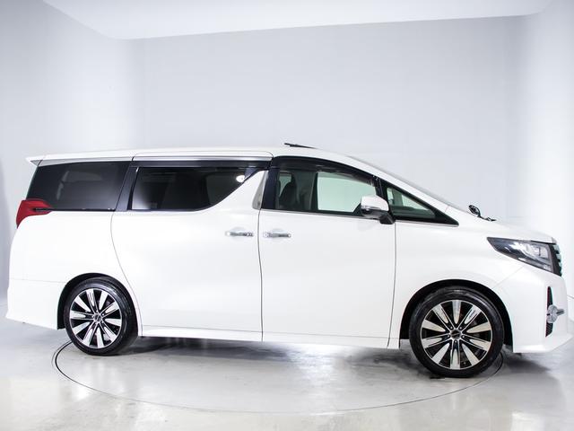 アルファード ２．５Ｓ　Ｃパッケージ　（禁煙車）（点検記録簿１４枚）（サンルーフ）（アルパインＢＩＧ－Ｘ１０型ナビ）後席モニター／両側自動ドア／パワーバックドア／バックカメラ／ＡＣ１００Ｖ電源／クルーズコントロール／クリアランスソナー／（21枚目）