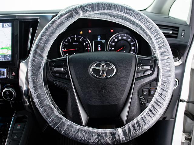 アルファード ２．５Ｓ　Ｃパッケージ　（禁煙車）（点検記録簿１４枚）（サンルーフ）（アルパインＢＩＧ－Ｘ１０型ナビ）後席モニター／両側自動ドア／パワーバックドア／バックカメラ／ＡＣ１００Ｖ電源／クルーズコントロール／クリアランスソナー／（41枚目）