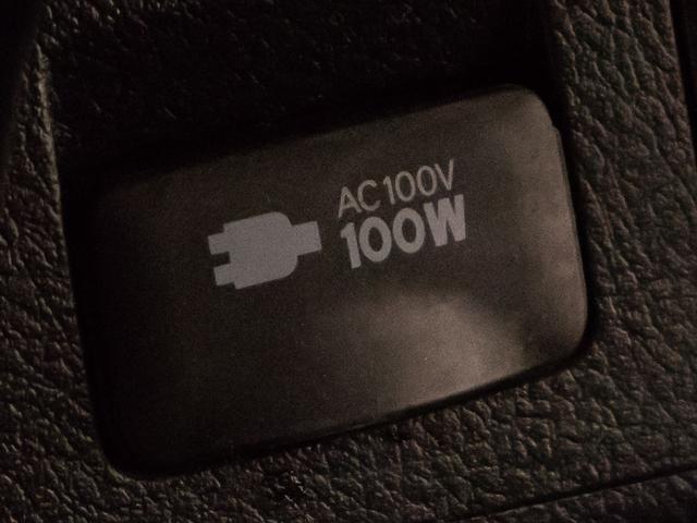 アルファード ２．５Ｓ　Ｃパッケージ　（禁煙車）（点検記録簿１４枚）（サンルーフ）（アルパインＢＩＧ－Ｘ１０型ナビ）後席モニター／両側自動ドア／パワーバックドア／バックカメラ／ＡＣ１００Ｖ電源／クルーズコントロール／クリアランスソナー／（43枚目）