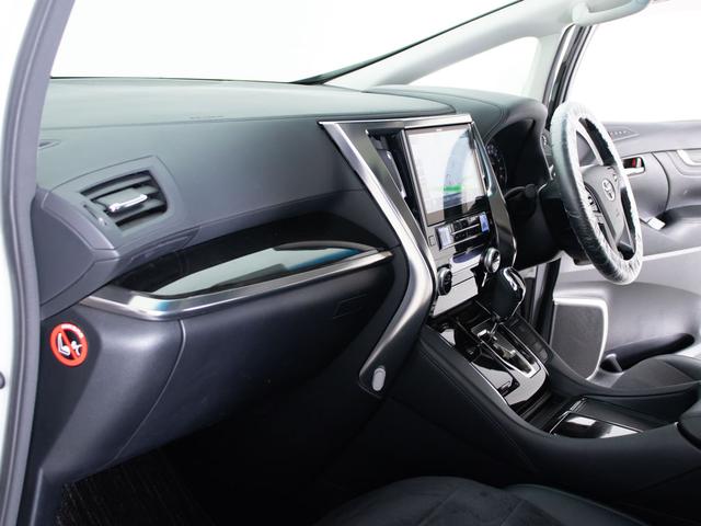 アルファード ２．５Ｓ　Ｃパッケージ　（禁煙車）（点検記録簿１４枚）（サンルーフ）（アルパインＢＩＧ－Ｘ１０型ナビ）後席モニター／両側自動ドア／パワーバックドア／バックカメラ／ＡＣ１００Ｖ電源／クルーズコントロール／クリアランスソナー／（44枚目）