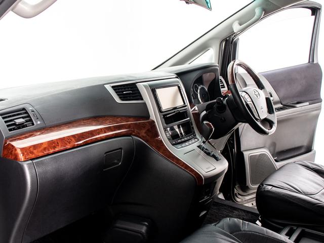 ヴェルファイア 2.4Z プラチナムセレクション (禁煙・ワンオーナー車)(後席モニター)(両側自動ドア)(パワーバックドア)特別仕様車/黒革調シートカバー/バックカメラ/コンビハンドル/クリアランスソナー/Bluetooth接続/ダウンサス/(34枚目)