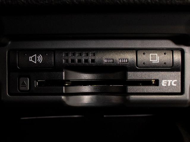 ヴェルファイア 2.4Z プラチナムセレクション (禁煙・ワンオーナー車)(後席モニター)(両側自動ドア)(パワーバックドア)特別仕様車/黒革調シートカバー/バックカメラ/コンビハンドル/クリアランスソナー/Bluetooth接続/ダウンサス/(36枚目)