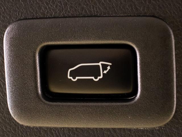 アルファードハイブリッド エグゼクティブラウンジ (点検記録簿7枚)(ベージュ本革)(JBLサウンド)(全方位カメラ)後席モニター/前車追従レーダークルーズ/衝突被害軽減ブレーキ/踏み間違い防止装置/自動ハイビーム/1500W給電/両側自動ドア/(41枚目)