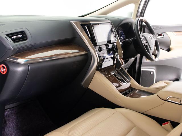 アルファードハイブリッド エグゼクティブラウンジ (点検記録簿7枚)(ベージュ本革)(JBLサウンド)(全方位カメラ)後席モニター/前車追従レーダークルーズ/衝突被害軽減ブレーキ/踏み間違い防止装置/自動ハイビーム/1500W給電/両側自動ドア/(44枚目)