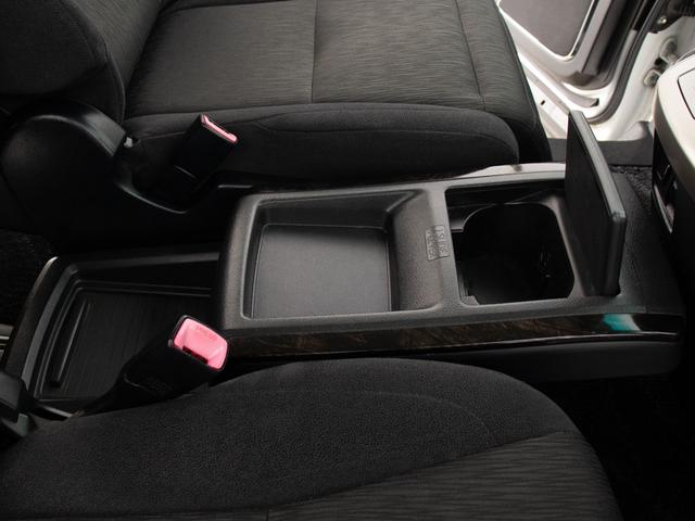 ヴェルファイア 2.4Z Gエディション (点検記録簿11枚)(エグゼクティブシート)(後席モニター)(両側自動ドア)パワーバックドア/純正HDDナビ/全方位カメラ/パワーシート/シートメモリー/コンビハンドル/クルーズコントロール/(36枚目)