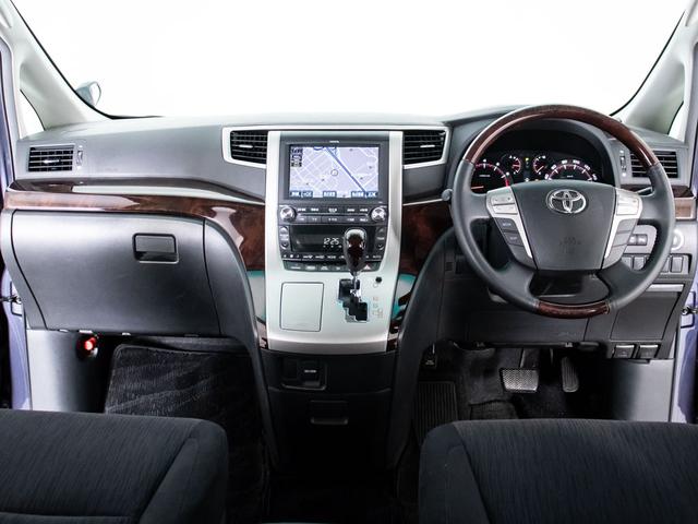 アルファード ２４０Ｓ　（ツインサンルーフ）（プレミアムサウンドシステム）（両側電動スライドドア）（後席モニター）ＡＣ１００Ｖ電源／クリアランスソナー／バックカメラ／ＨＩＤヘッドライト／コンビハンドル／後席オットマン／ＥＴＣ（33枚目）