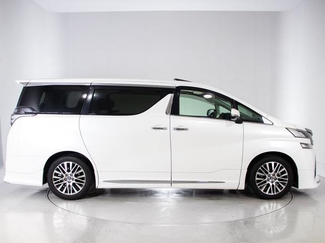 ヴェルファイア 2.5Z Gエディション (サンルーフ)(モデリスタフルエアロ)(黒本革)(アルパインBIG-X10型ナビ)後席モニター/前車追従レーダークルーズ/衝突被害軽減ブレーキ/踏み間違い防止装置/AC100V電源/両側自動ドア(20枚目)