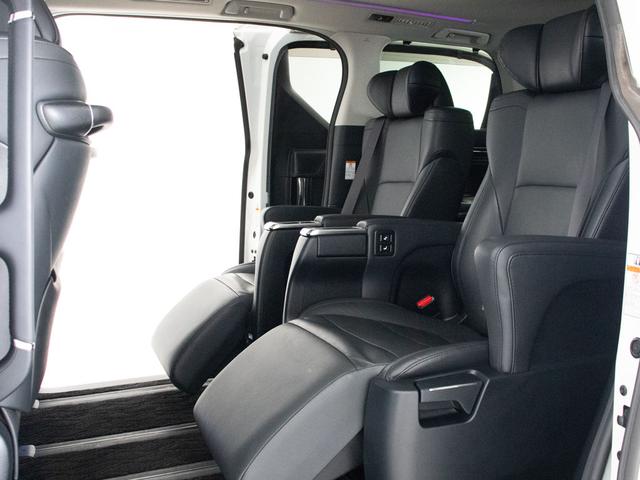 ヴェルファイア 2.5Z Gエディション (サンルーフ)(モデリスタフルエアロ)(黒本革)(アルパインBIG-X10型ナビ)後席モニター/前車追従レーダークルーズ/衝突被害軽減ブレーキ/踏み間違い防止装置/AC100V電源/両側自動ドア(26枚目)