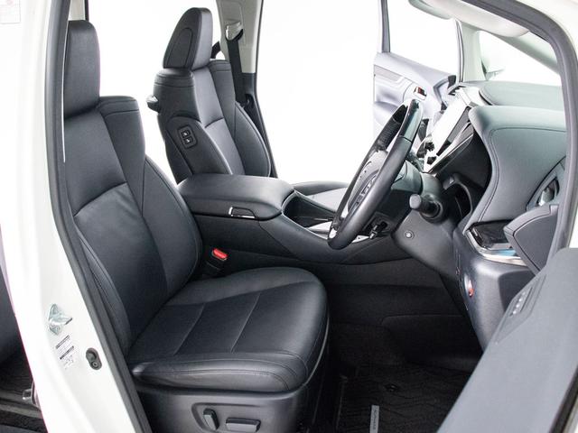 アルファード 2.5S Cパッケージ (禁煙車)(点検記録簿7枚)(サンルーフ)(TRDフルエアロ)冷暖房黒革/ナビ機能付ディスプレイオーディオ/後席モニター/トヨタセーフティセンス/踏み間違い防止装置/デジタルインナーミラー/(25枚目)