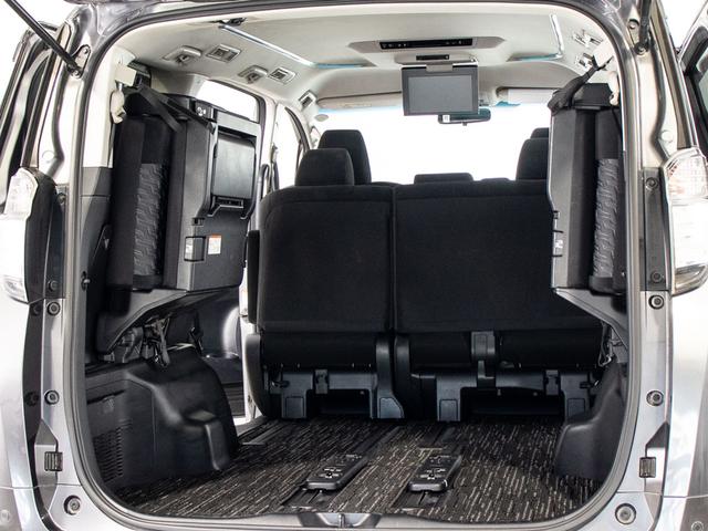 ヴェルファイア 2.5Z (8人乗りフルフラットシート)(両側自動ドア)(純正9型ナビ)(後席モニター)バックカメラ/ダウンサス/クリアランスソナー/ビルトインETC/Bluetooth接続/フルセグTV/LEDヘッドライト/(26枚目)