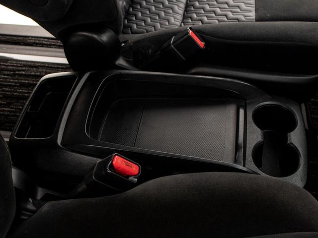 ヴェルファイア 2.5Z (8人乗りフルフラットシート)(両側自動ドア)(純正9型ナビ)(後席モニター)バックカメラ/ダウンサス/クリアランスソナー/ビルトインETC/Bluetooth接続/フルセグTV/LEDヘッドライト/(38枚目)