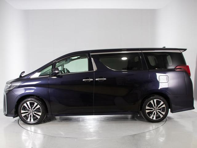 アルファード 2.5S Cパッケージ (禁煙車)(純正10型ナビ)(後席モニター)(冷暖房黒革)エグゼクティブシート/トヨタセーフティセンス/両側自動ドア/パワーバックドア/コンビハンドル/クリアランスソナー/パワーシート/シートメモリー(19枚目)