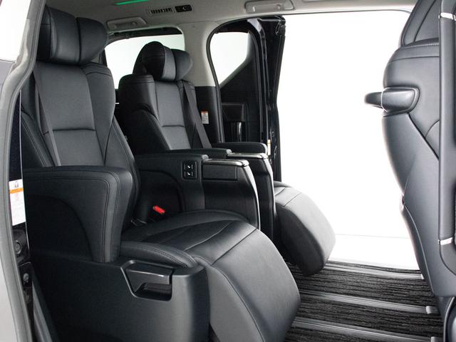 アルファード 2.5S Cパッケージ (禁煙車)(純正10型ナビ)(後席モニター)(冷暖房黒革)エグゼクティブシート/トヨタセーフティセンス/両側自動ドア/パワーバックドア/コンビハンドル/クリアランスソナー/パワーシート/シートメモリー(26枚目)