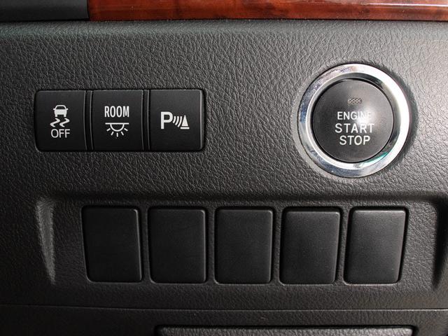 ヴェルファイア 2.4Z プラチナセレクションII (サンルーフ)(アルパインBIG-Xナビ)(後席モニター)(両側自動ドア)パワーバックドア/専用アルカンターラシート/バックカメラ/コンビハンドル/クリアランスソナー/フルセグTV/(32枚目)