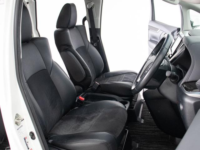アルファード ２．５Ｓ　（禁煙車）（ツインサンルーフ）（ＬＥＤフロントガーニッシュ）（社外２０インチアルミ）純正９型ナビ／後席モニター／両側自動ドア／ハーフレザー調シートカバー／ＡＣ１００Ｖ電源／クリアランスソナー／（24枚目）
