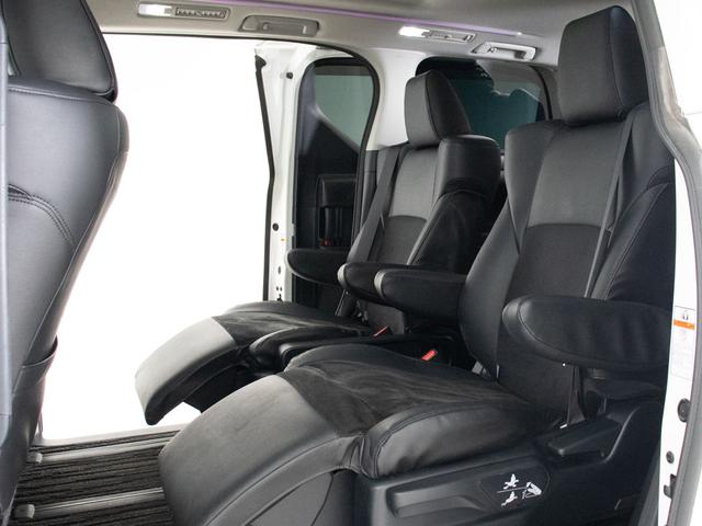 アルファード ２．５Ｓ　（禁煙車）（ツインサンルーフ）（ＬＥＤフロントガーニッシュ）（社外２０インチアルミ）純正９型ナビ／後席モニター／両側自動ドア／ハーフレザー調シートカバー／ＡＣ１００Ｖ電源／クリアランスソナー／（27枚目）