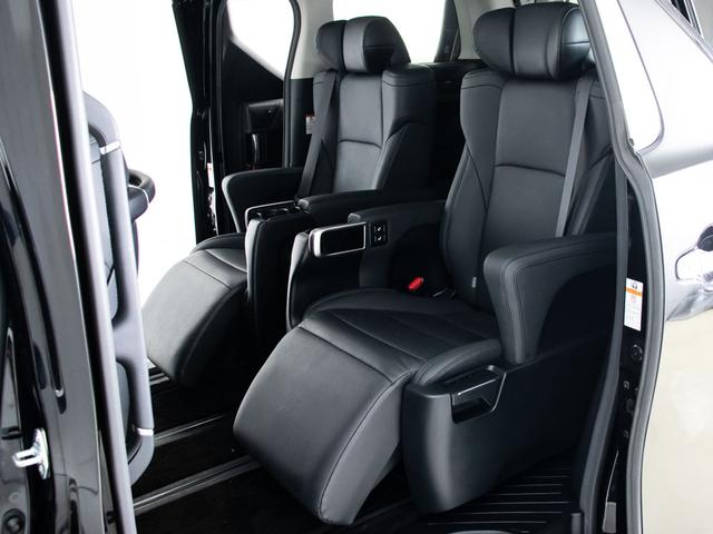 アルファード 2.5S Cパッケージ (禁煙車)(サンルーフ)(JBLサウンド)(パーキングアシスト)後席モニター/トヨタセーフティセンス/全周囲カメラ/黒合皮エグゼクティブシート/BSM/両側電動スライドドア/パワーバックドア/フルセグ(30枚目)