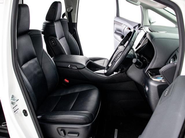 アルファード 2.5S Cパッケージ (禁煙&ワンオーナー車)(サンルーフ)(トヨタセーフティセンス)(デジタルインナーミラー)BSM/黒合皮エグゼクティブシート/両側電動スライドドア/パワーバックドア/後席モニター/10型大画面ナビ(24枚目)