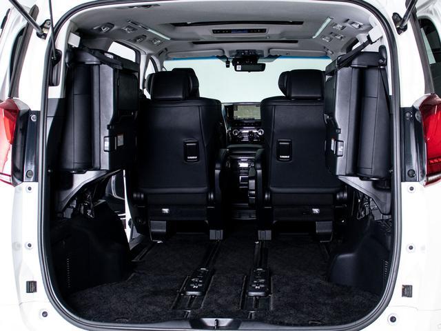 アルファード 2.5S Cパッケージ (禁煙&ワンオーナー車)(サンルーフ)(トヨタセーフティセンス)(デジタルインナーミラー)BSM/黒合皮エグゼクティブシート/両側電動スライドドア/パワーバックドア/後席モニター/10型大画面ナビ(30枚目)