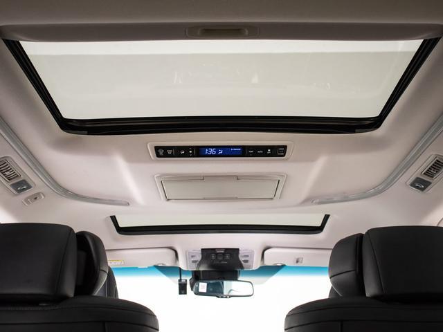 アルファード 2.5S Cパッケージ (禁煙&ワンオーナー車)(ツインサンルーフ)(トヨタセーフティセンス)(黒合皮シート)後席モニター/エグゼクティブシート/両側電動スライドドア/パワーバックドア/AC100V電源/3眼LEDライト(7枚目)