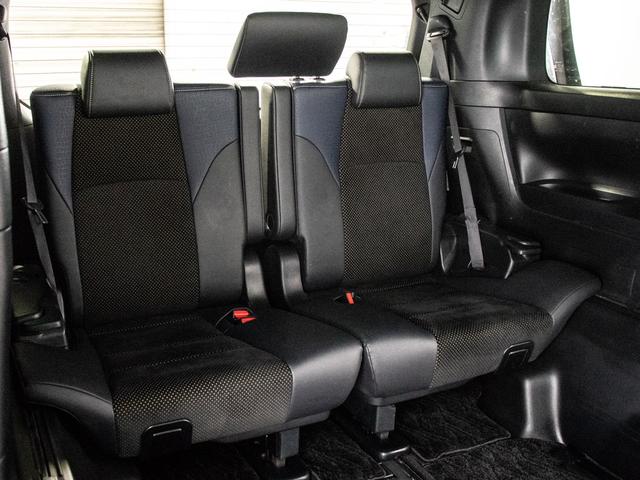 ヴェルファイア ２．５Ｚ　Ａエディション　ゴールデンアイズ　（禁煙車）（純正１０型ナビ）（後席モニター）（両側自動ドア）パワーバックドア／前車追従レーダークルーズ／衝突被害軽減ブレーキ／踏み間違い防止装置／ＡＣ１００Ｖ電源／専用黒ハーフレザーシート／（27枚目）