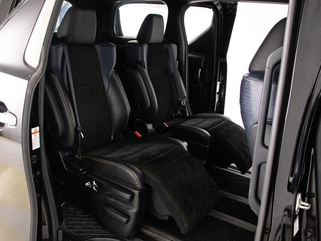 ヴェルファイア ２．５Ｚ　Ａエディション　ゴールデンアイズ　（純正１０型ナビ）（後席モニター）（両側自動ドア）（パワーバックドア）前車追従レーダークルーズ／衝突被害軽減ブレーキ／踏み間違い防止装置／コンビハンドル／ＡＣ１００Ｖ電源／専用黒ハーフレザーシート／（25枚目）