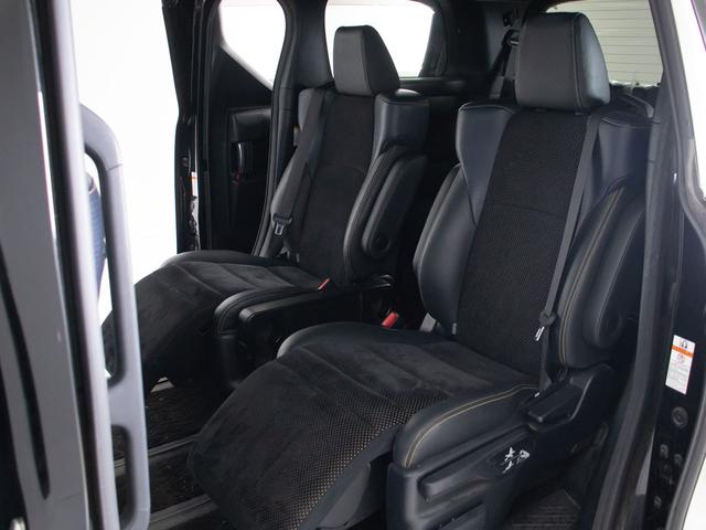 ヴェルファイア ２．５Ｚ　Ａエディション　ゴールデンアイズ　（純正１０型ナビ）（後席モニター）（両側自動ドア）（パワーバックドア）前車追従レーダークルーズ／衝突被害軽減ブレーキ／踏み間違い防止装置／コンビハンドル／ＡＣ１００Ｖ電源／専用黒ハーフレザーシート／（26枚目）