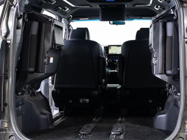ヴェルファイア ２．５Ｚ　Ａエディション　ゴールデンアイズ　（純正１０型ナビ）（後席モニター）（両側自動ドア）（パワーバックドア）前車追従レーダークルーズ／衝突被害軽減ブレーキ／踏み間違い防止装置／コンビハンドル／ＡＣ１００Ｖ電源／専用黒ハーフレザーシート／（28枚目）