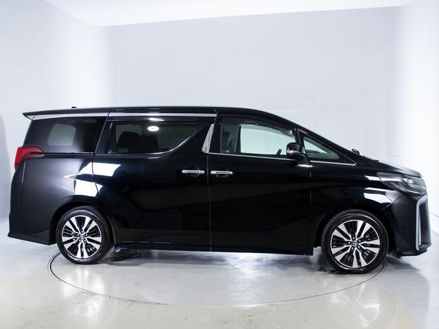 アルファード ２．５Ｓ　Ｃパッケージ　（禁煙車）（冷暖房黒革）（アルパインＢＩＧ－Ｘ１１型ナビ）（後席モニター）トヨタセーフティセンス／踏み間違い防止装置／エグゼクティブシート／両側自動ドア／パワーバックドア／ＡＣ１００Ｖ電源／（17枚目）