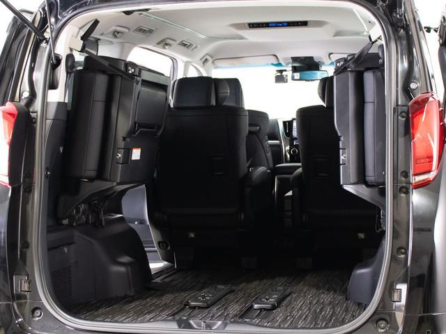 アルファード ２．５Ｓ　Ｃパッケージ　（禁煙車）（冷暖房黒革）（アルパインＢＩＧ－Ｘ１１型ナビ）（後席モニター）トヨタセーフティセンス／踏み間違い防止装置／エグゼクティブシート／両側自動ドア／パワーバックドア／ＡＣ１００Ｖ電源／（29枚目）