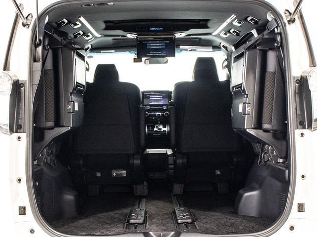 ヴェルファイア ２．５Ｚ　Ａエディション　ゴールデンアイズ　（禁煙車）（サンルーフ）（アルパインＢＩＧ－Ｘ１１型ナビ）（後席モニター）両側自動ドア／パワーバックドア／バックカメラ／ＡＣ１００Ｖ電源／クルーズコントロール／クリアランスソナー／専用黒ハーフレザー（29枚目）