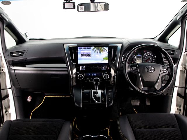 ヴェルファイア ２．５Ｚ　Ａエディション　ゴールデンアイズ　（禁煙車）（サンルーフ）（アルパインＢＩＧ－Ｘ１１型ナビ）（後席モニター）両側自動ドア／パワーバックドア／バックカメラ／ＡＣ１００Ｖ電源／クルーズコントロール／クリアランスソナー／専用黒ハーフレザー（41枚目）