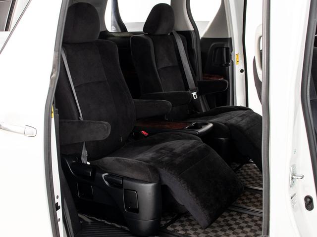 ヴェルファイア ２．４Ｚ　プラチナセレクションＩＩ　（点検記録簿６枚）（ＴＲＤエアロ）（アルパインＢＩＧ－Ｘナビ）（後席モニター）両側自動ドア／パワーバックドア／バックカメラ／専用アルカンターラシート／ビルトインＥＴＣ／コンビハンドル／クリアランスソナ（24枚目）