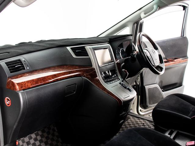 ヴェルファイア ２．４Ｚ　プラチナセレクションＩＩ　（点検記録簿６枚）（ＴＲＤエアロ）（アルパインＢＩＧ－Ｘナビ）（後席モニター）両側自動ドア／パワーバックドア／バックカメラ／専用アルカンターラシート／ビルトインＥＴＣ／コンビハンドル／クリアランスソナ（31枚目）