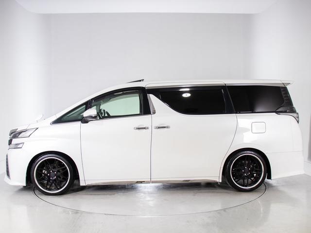 ヴェルファイア ２．５Ｚ　（サンルーフ）（社外２０インチアルミ＆ダウンサス）（アルパインＢＩＧ－Ｘ１０型ナビ）（後席モニター）黒革調シートカバー／両側自動ドア／バックカメラ／クルーズコントロール／クリアランスソナー／（16枚目）