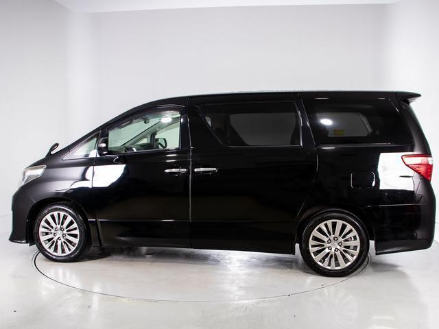 アルファード ２４０Ｓ　タイプゴールド　（禁煙車）（特別仕様車）（ハーフレザーシート）（後席モニター）両側電動スライドドア／パワーバックドア／クルーズコントロール／バックカメラ／後席オットマン／クリアランスソナー／Ｂｌｕｅｔｏｏｔｈ（16枚目）