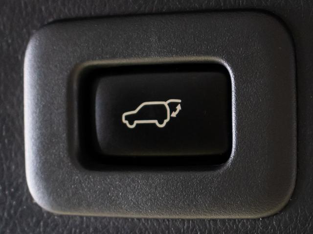 アルファード ２４０Ｓ　タイプゴールド　（禁煙車）（特別仕様車）（ハーフレザーシート）（後席モニター）両側電動スライドドア／パワーバックドア／クルーズコントロール／バックカメラ／後席オットマン／クリアランスソナー／Ｂｌｕｅｔｏｏｔｈ（34枚目）