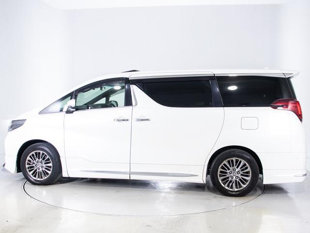 アルファード ３．５エグゼクティブラウンジ　（ツインサンルーフ）（モデリスタフルエアロ）（トヨタセーフティセンス）（ＪＢＬサウンド）全周囲カメラ／黒合皮シート／デジタルインナーミラー／ＡＣ１００Ｖ電源／後席モニター／コンビハンドル／フルセグＴＶ（17枚目）