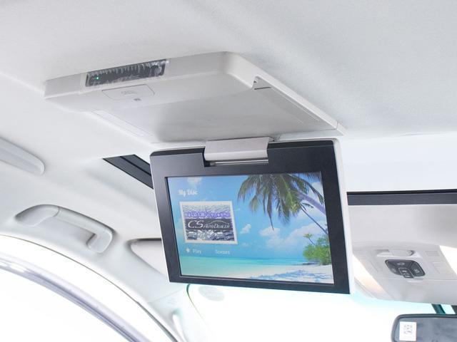 ヴェルファイア ２．４Ｚ　ゴールデンアイズ　（禁煙車）（エアロカスタム）（サンルーフ）（後席モニター）両側自動ドア／パワーバックドア／純正ＨＤＤナビ／フロント＆バックカメラ／クルーズコントロール／クリアランスソナー／コンビハンドル／（7枚目）