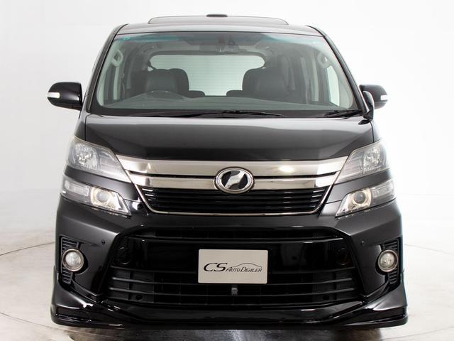 ヴェルファイア ２．４Ｚ　ゴールデンアイズ　（禁煙車）（エアロカスタム）（サンルーフ）（後席モニター）両側自動ドア／パワーバックドア／純正ＨＤＤナビ／フロント＆バックカメラ／クルーズコントロール／クリアランスソナー／コンビハンドル／（13枚目）